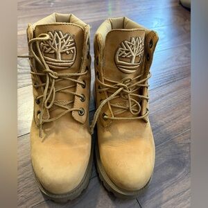 Timberland Youth Size 3.5 Premium 6-Inch Waterproof Boots Wheat